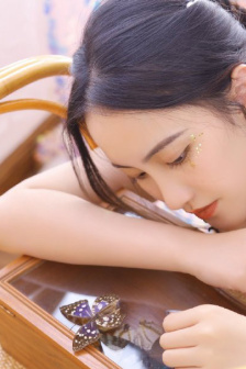周渝斐